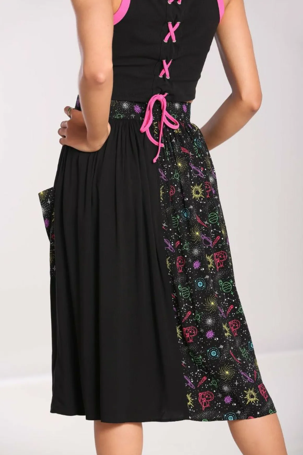 Best Andromeda Mid Skirt Women Midi Skirts