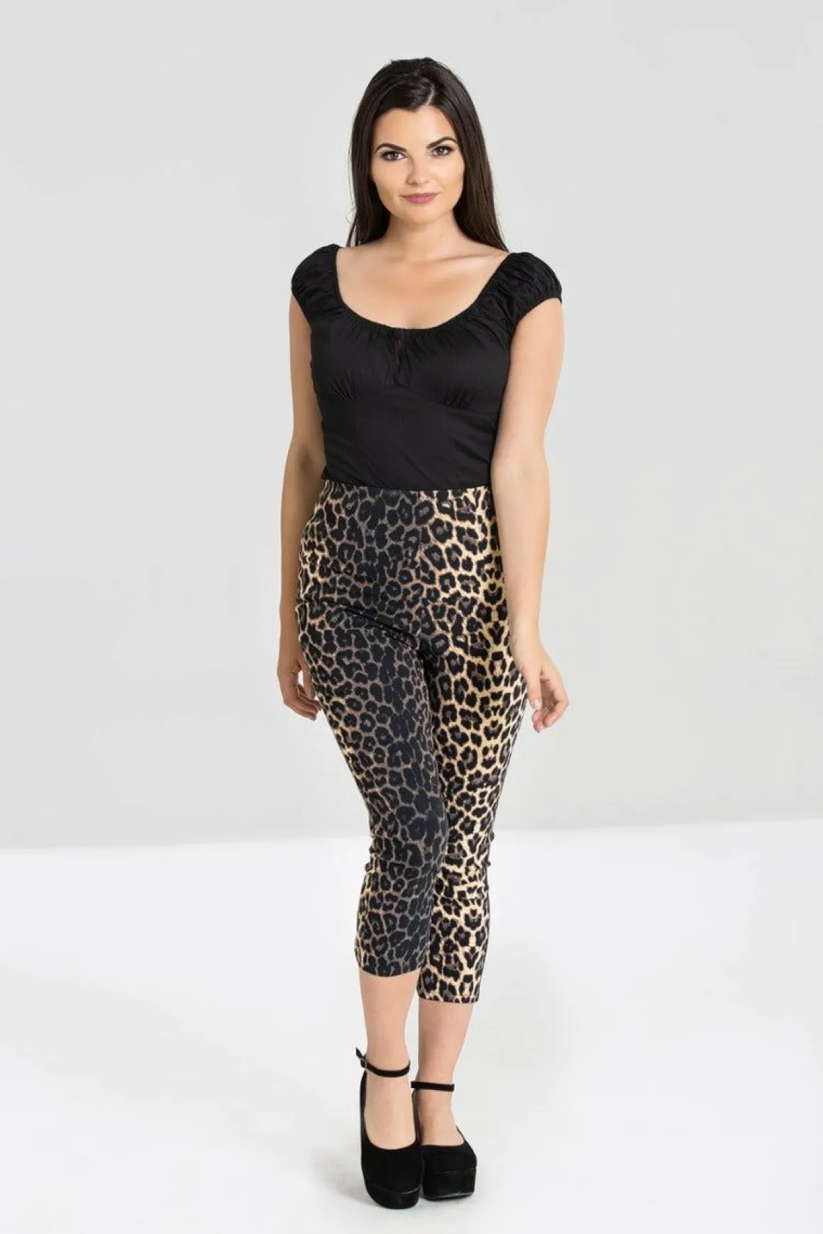 Cheap New Panthera Capris Women Capris