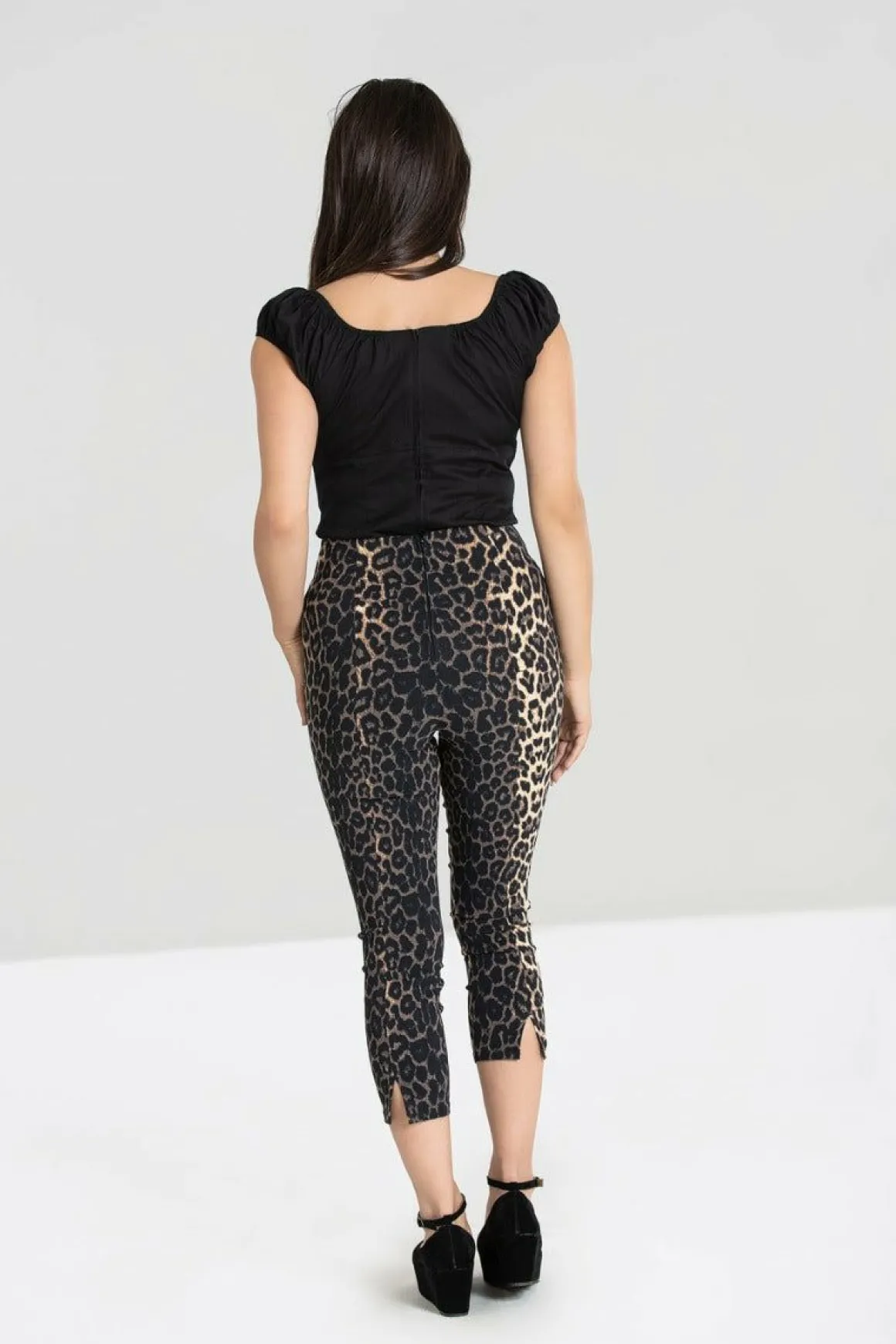 Cheap New Panthera Capris Women Capris