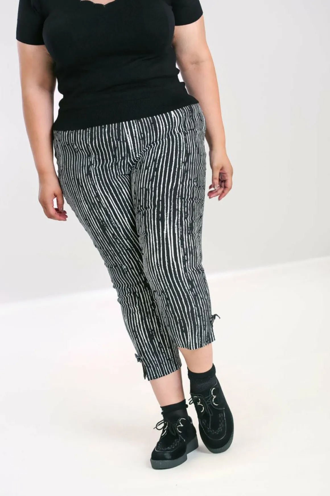 Cheap Regan Capris Women Capris