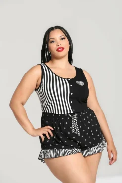 Store Ribcage Shorts Women Shorts